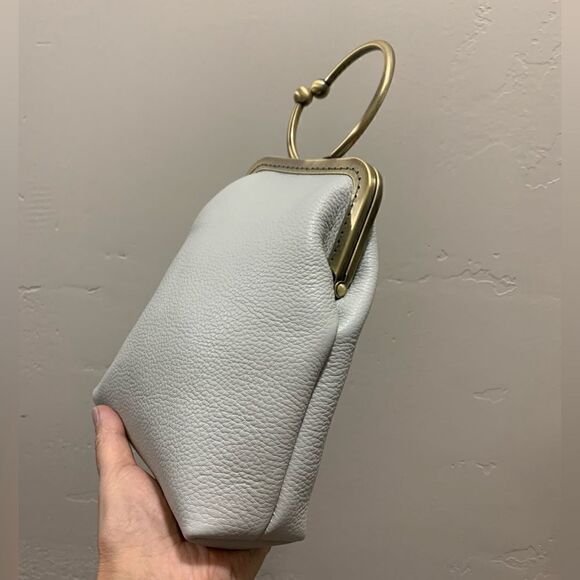 Handsewn Vintage Oriental Style Genuine Leather Kisslock Wristlet/Crossbody - Picture 10 of 13